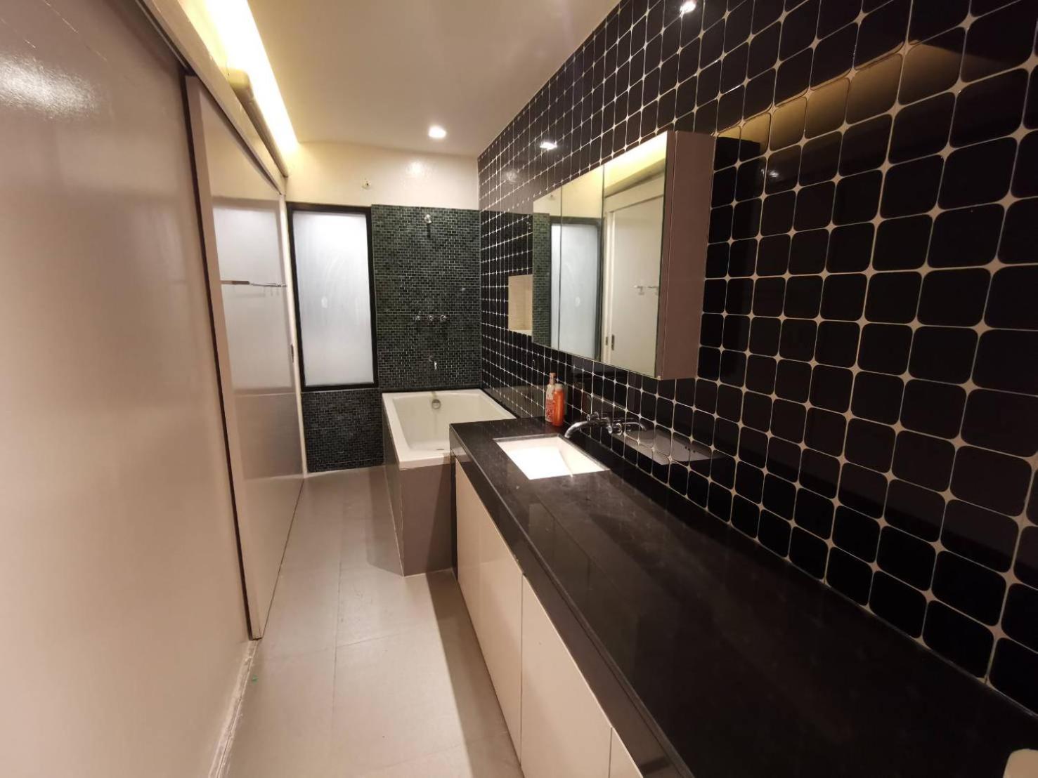 Tower Resident In The Heart Of Bangkok Shopping Center Lejlighed Makkasan Eksteriør billede